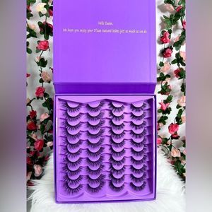 20 Pairs of 3D lashes I Lash Book | Mink Lashes I Faux Lashes | Dluxe Natural 04